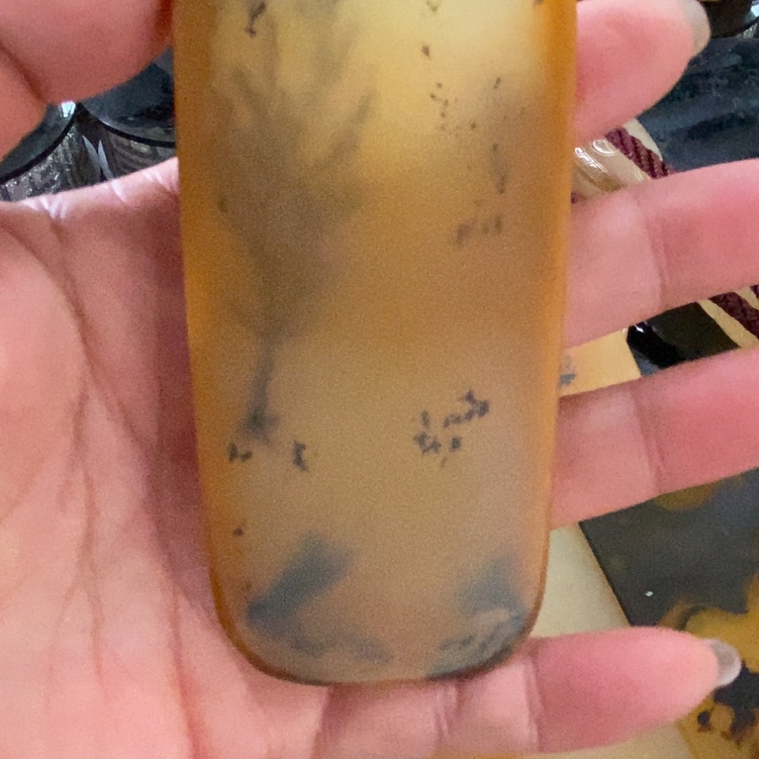 石英质玉（黄龙玉）颈饰合金