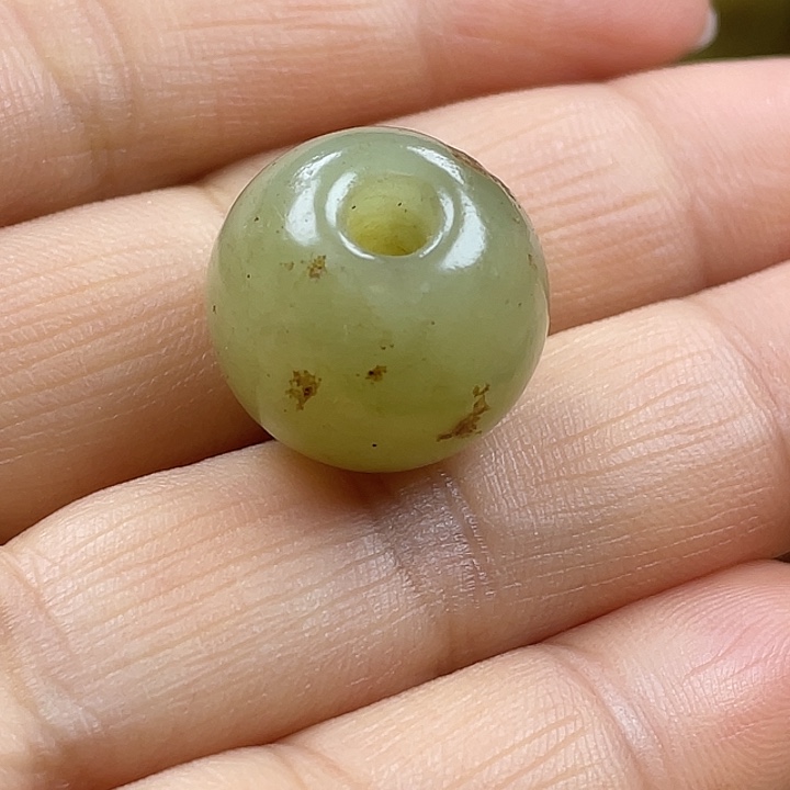 浪***哥和田玉未镶嵌颈饰