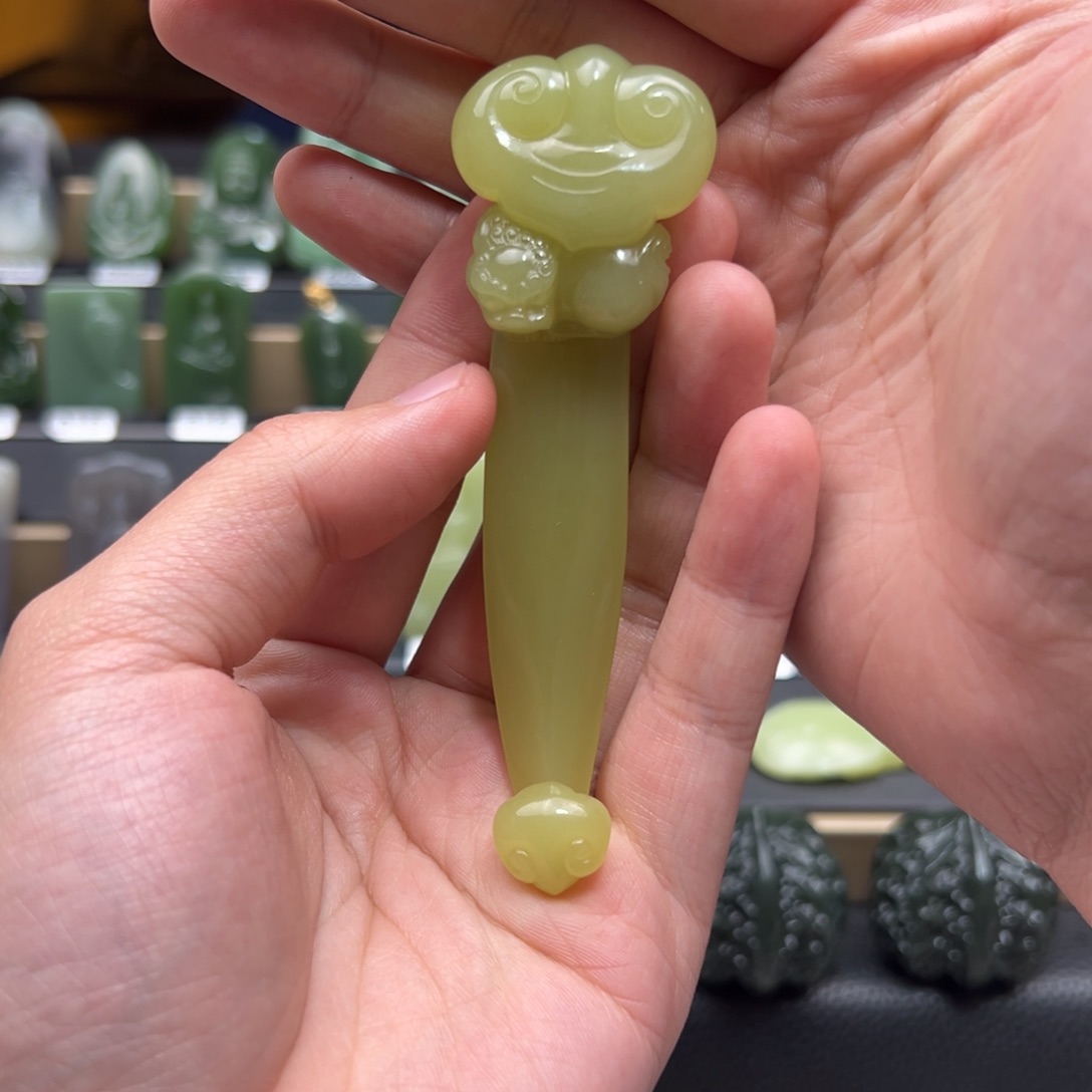 鲲***和田玉未镶嵌挂件