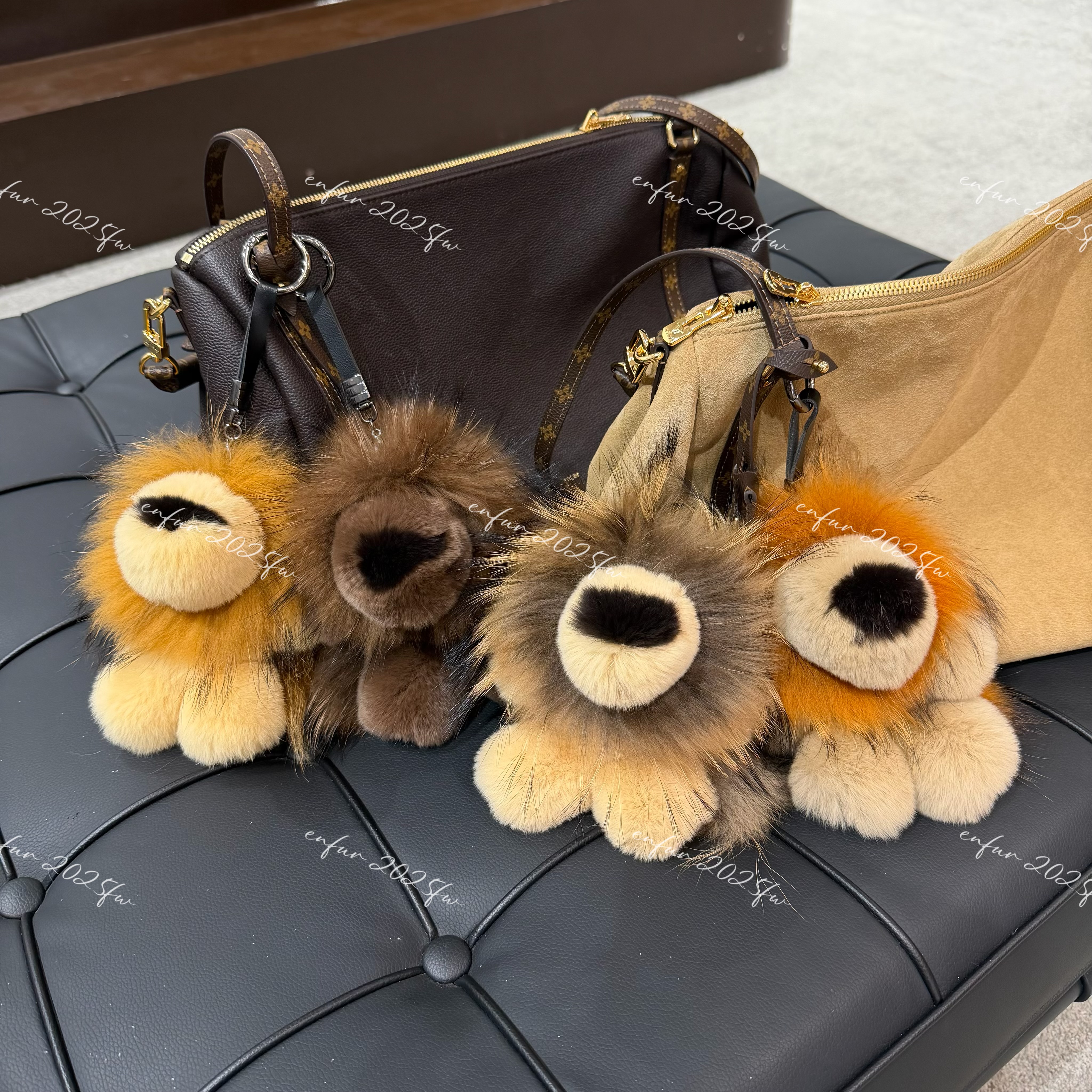  EN 2025/FW  |  貉子毛+獭兔小狮子毛绒公仔挂件EN52150