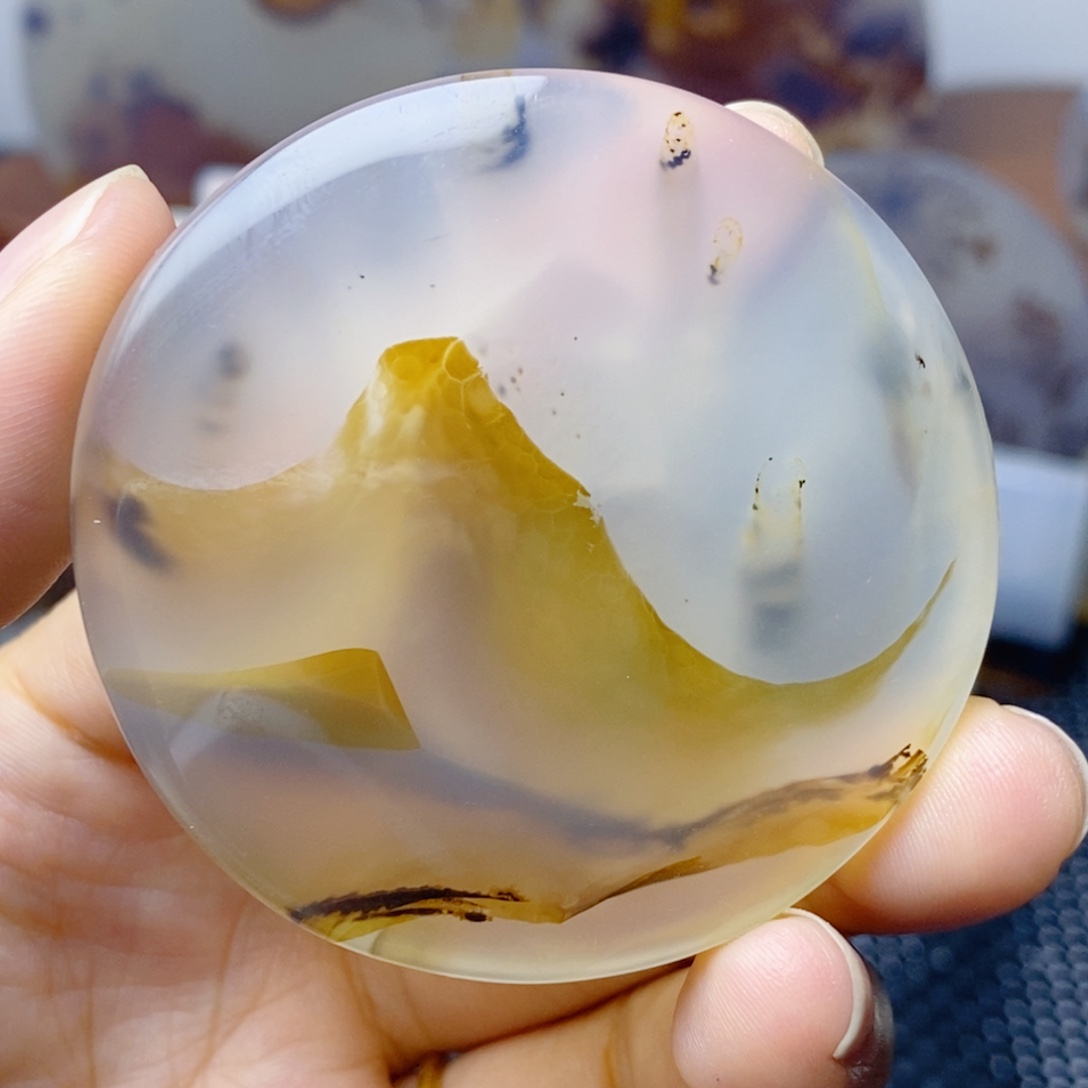 玛瑙/玉髓未镶嵌珠宝奇石