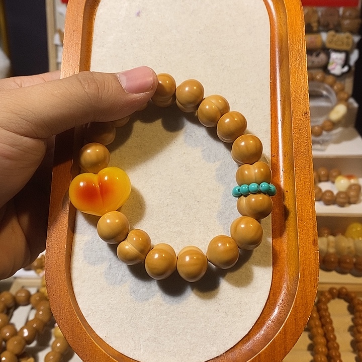 手串猴头核桃光面屁桃设计款