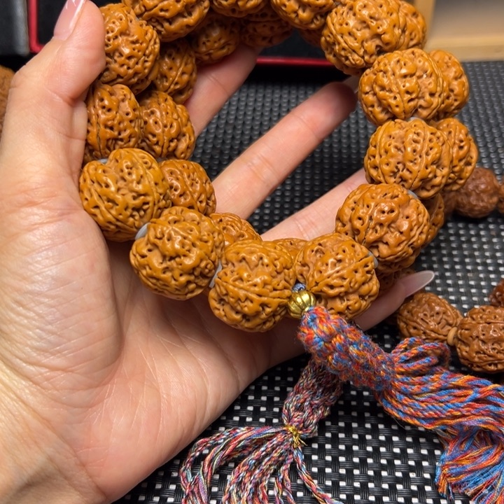 金刚菩提手串25龙抓帝王花