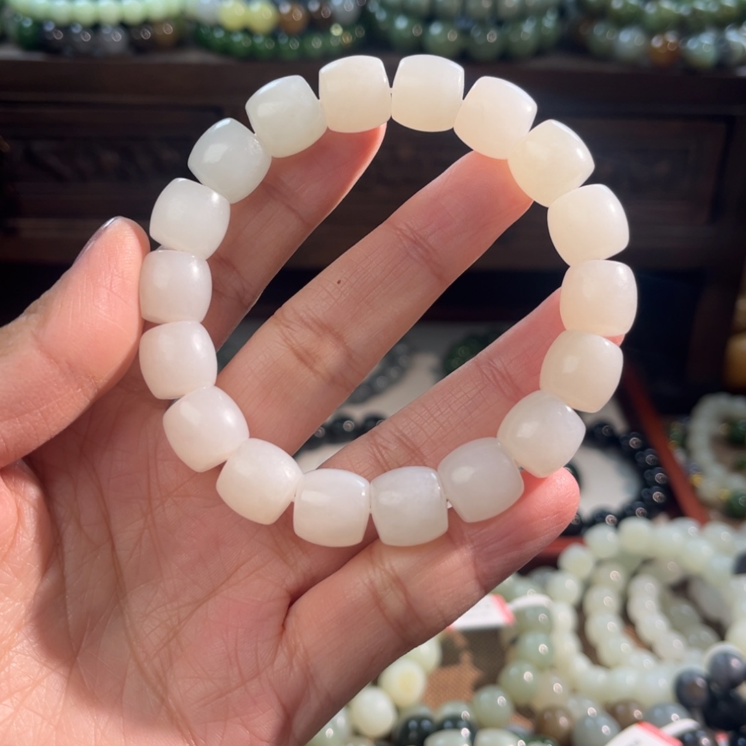 和田玉未镶嵌手链