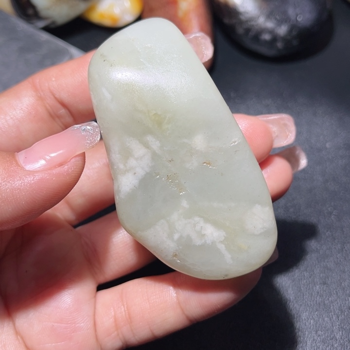 和田玉未镶嵌珠宝奇石