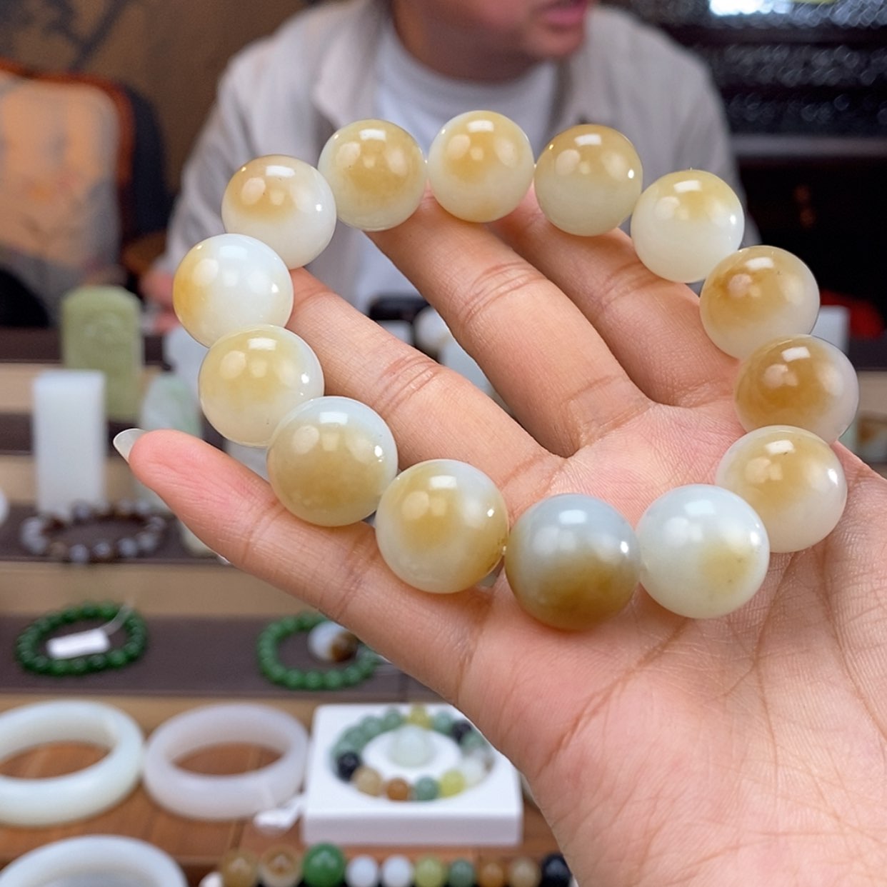 【闪购商品】和田玉手串未镶嵌西*亚