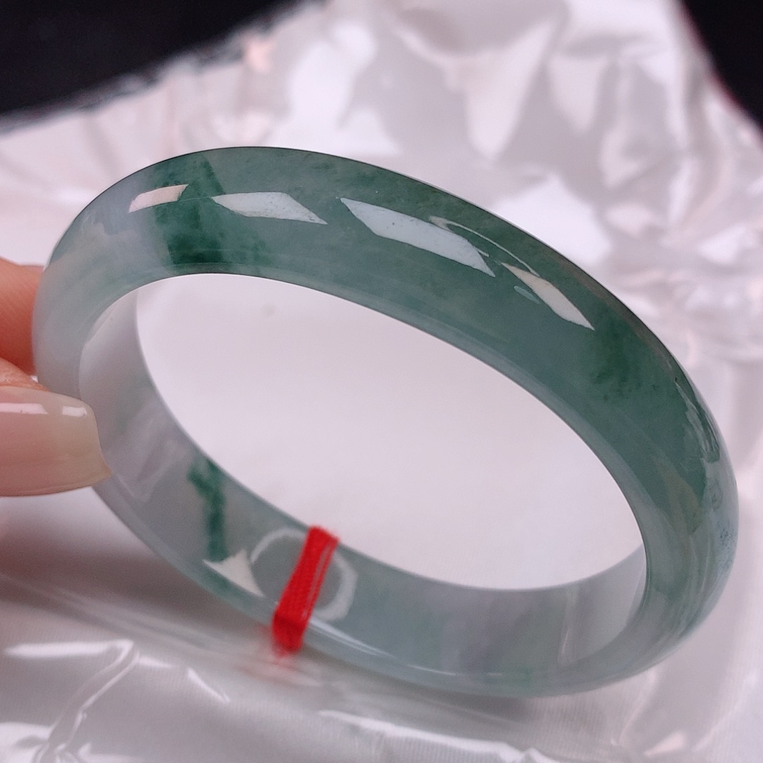 【闪购商品】翡翠手镯未镶嵌53贵妃手镯