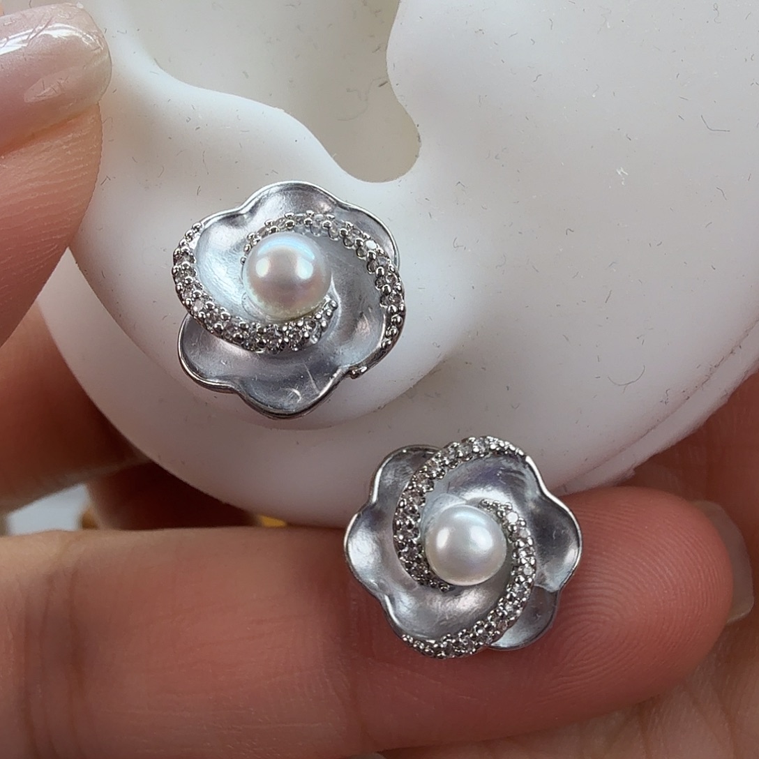 未镶嵌淡水珍珠耳饰29