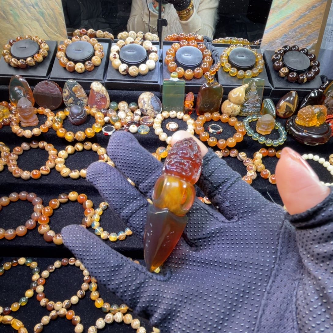 琥珀未镶嵌手串吊坠