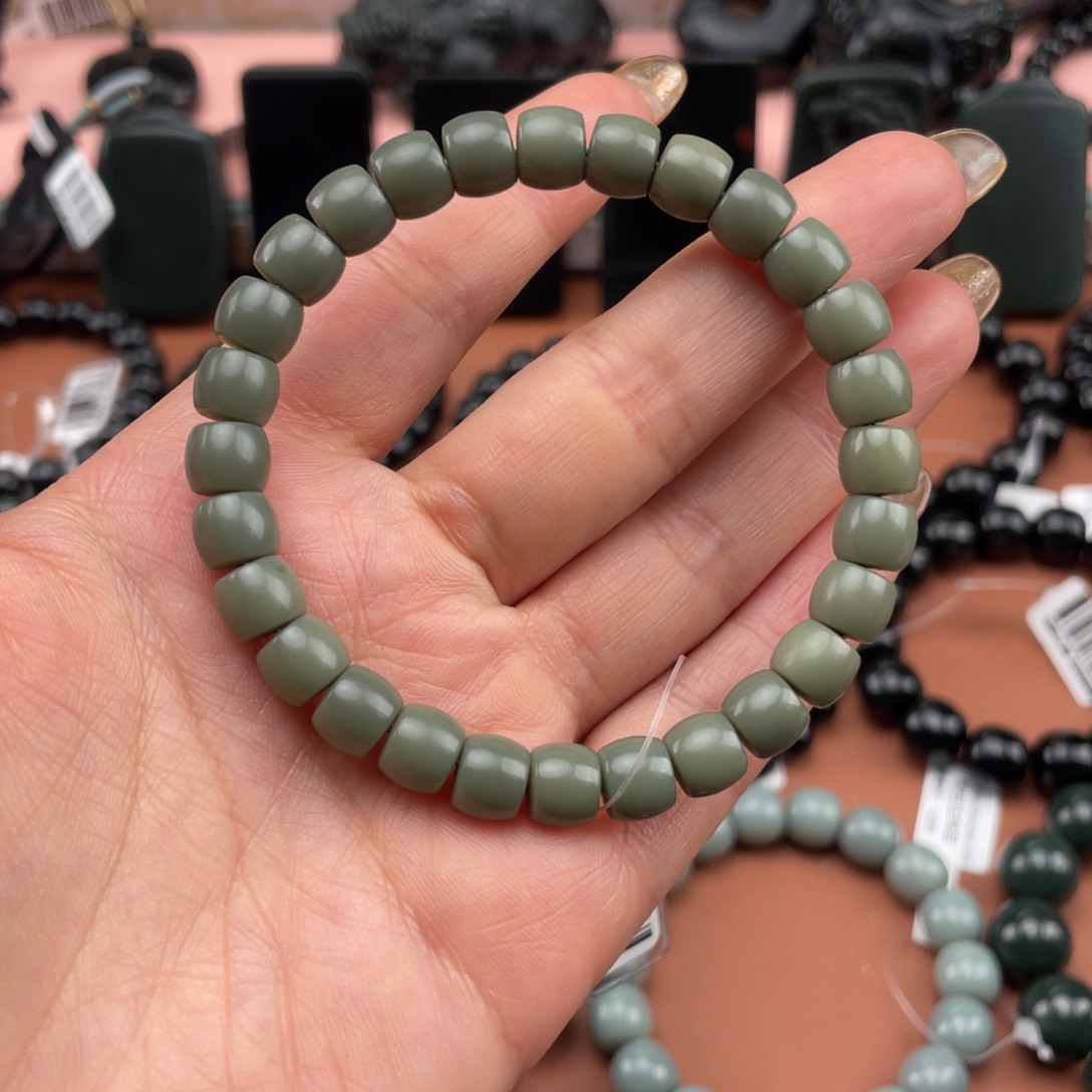 和田玉未镶嵌手链