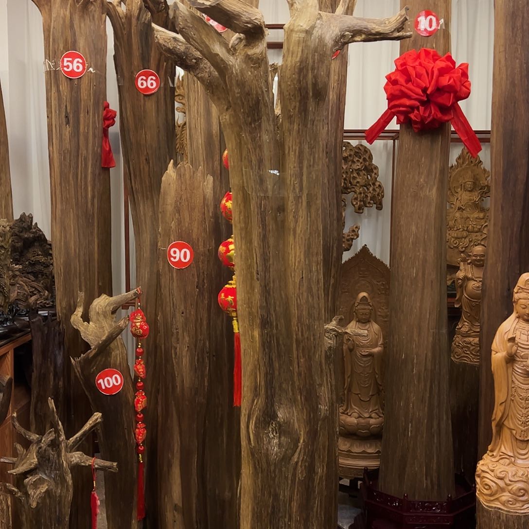 沉香摆件早**因沉香摆件➕底座