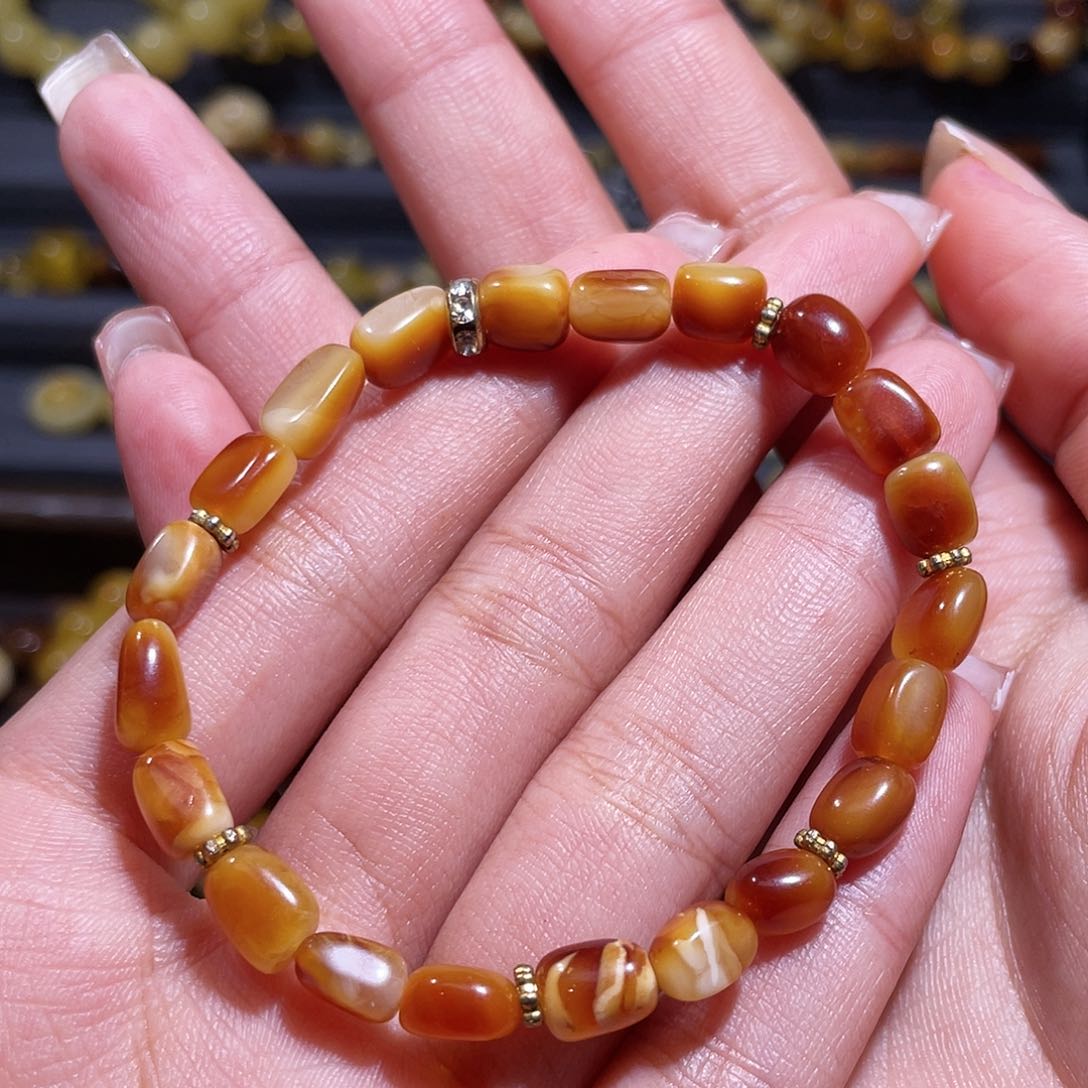 蜜蜡裸石未镶嵌福利