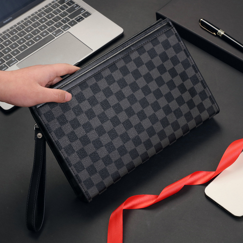 新款男士高档手牛皮包男包休闲大容量手抓包信封包潮牌男格子夹包