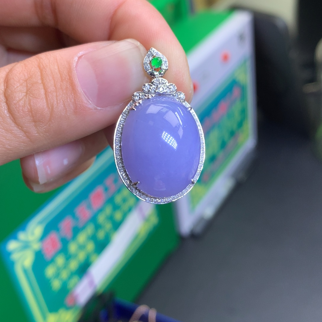 翡翠颈饰18K金镶嵌天然