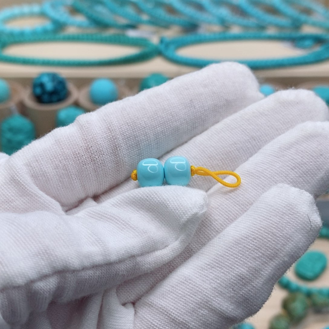 绿松石珠宝奇石未镶嵌张*妖