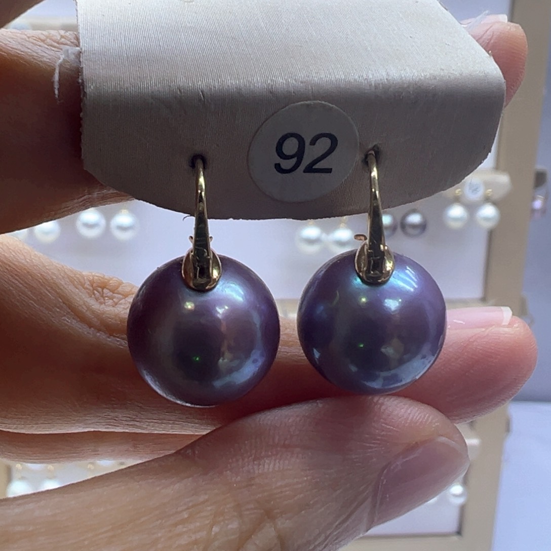 18K金镶嵌淡水珍珠耳饰