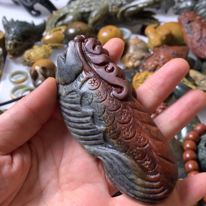 岫岩河磨玉（透闪石质玉）未镶嵌笔搁