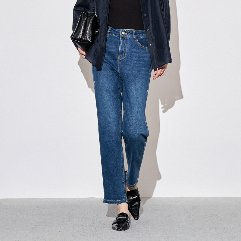 XG雪歌复古蓝色牛仔裤秋季新款字母印花通勤直筒裤女