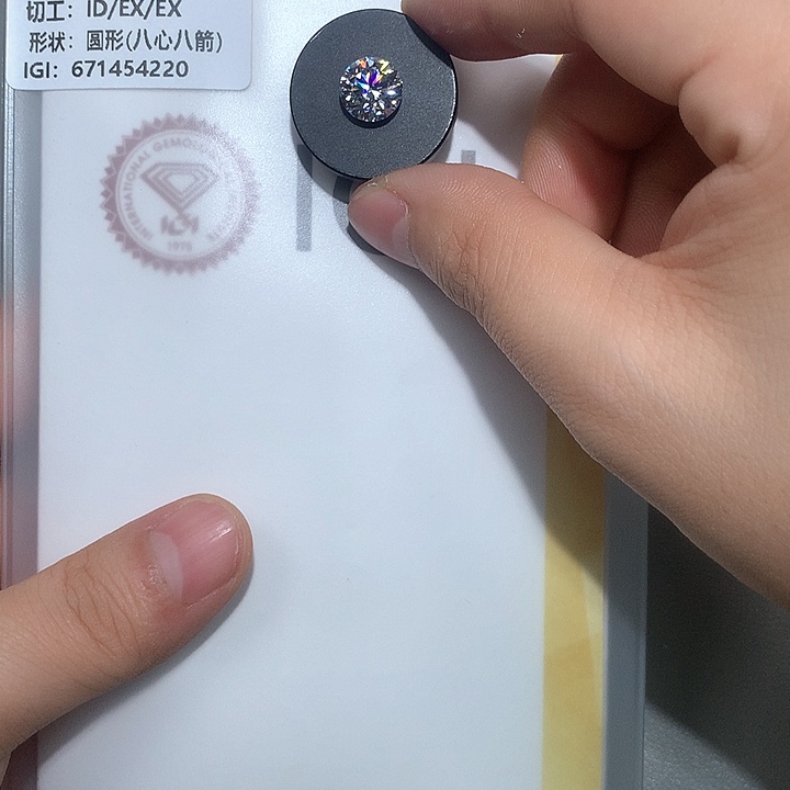 合成钻石裸石未镶嵌