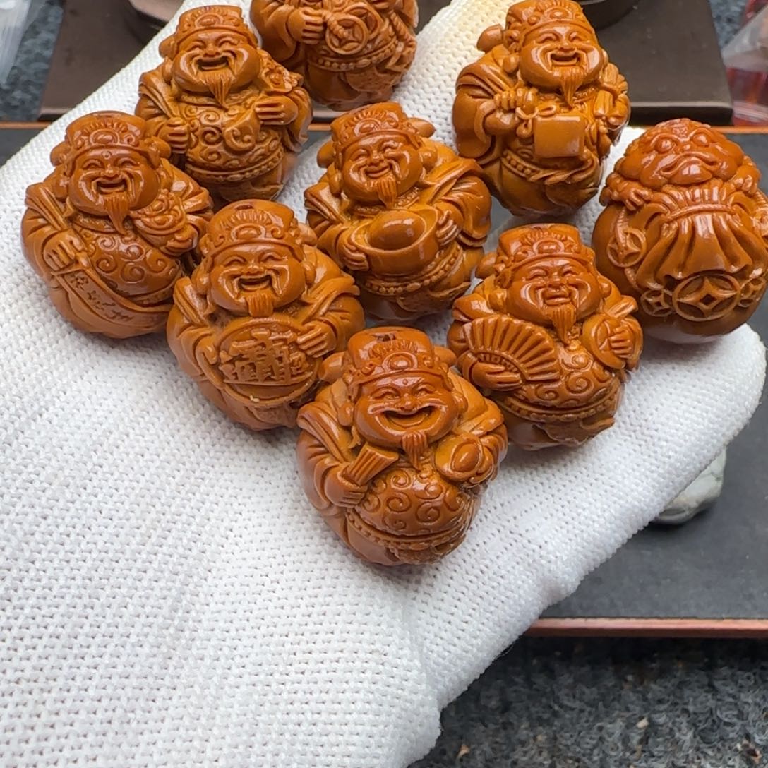 吊坠橄榄核……………………