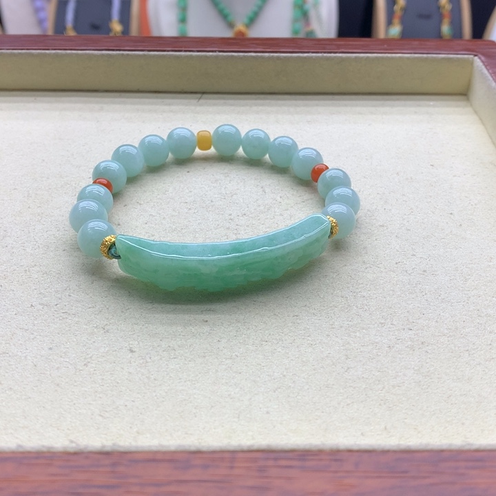 翡翠手链未镶嵌翡翠手链