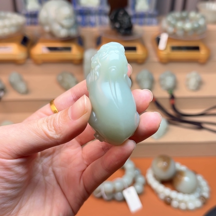 和田玉（糖玉）摆件未镶嵌