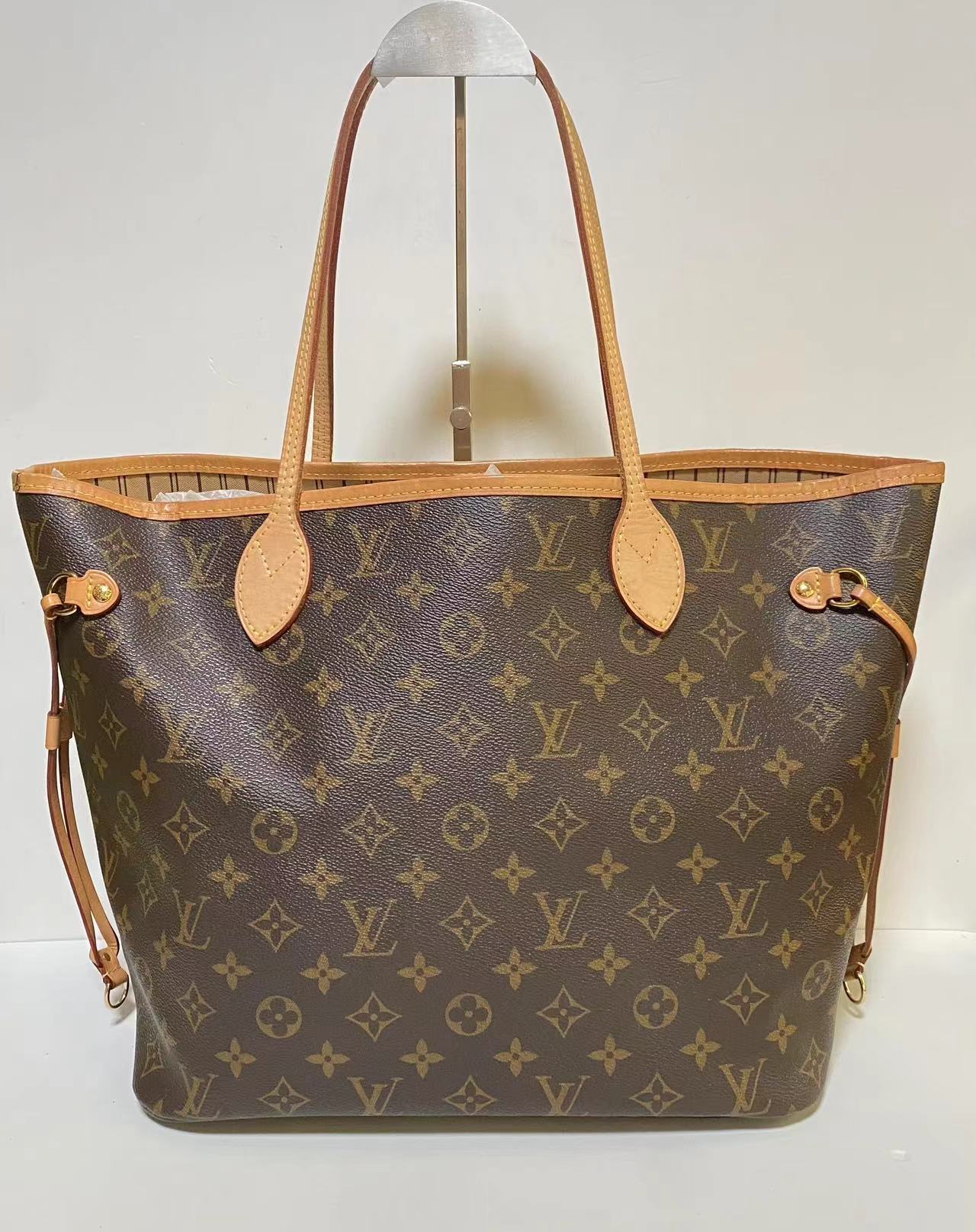 95新 LouisVuitton/路易威登 lv nf中号米色内里单肩包bwz12180
