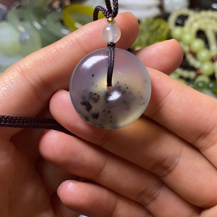 岫玉岫玉颈饰未镶嵌