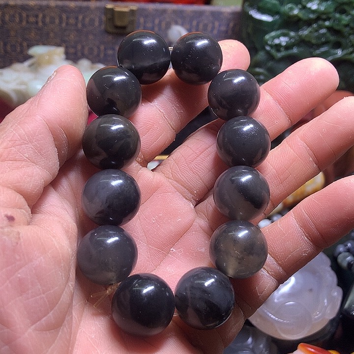 未镶嵌和田玉（糖玉）珠宝奇石