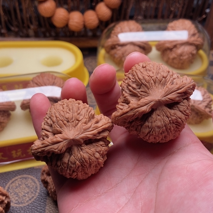 桃核吊坠啊**?南疆石44全品白茬