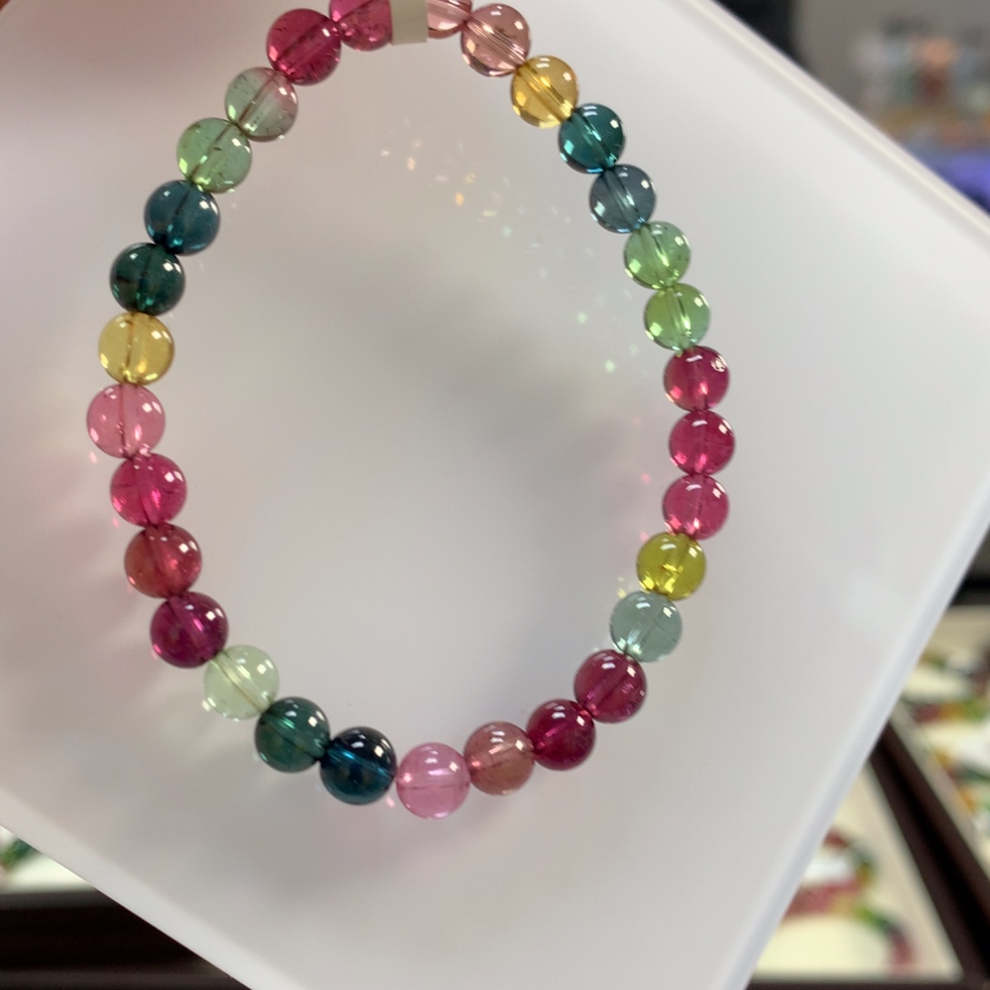 未镶嵌手链碧玺6,3左右