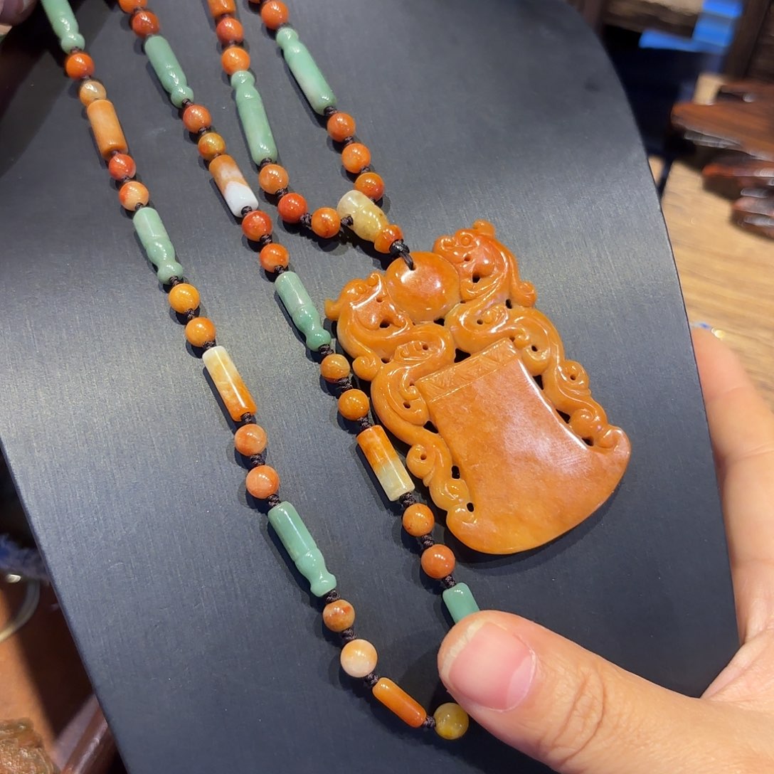 翡翠未镶嵌颈饰原创