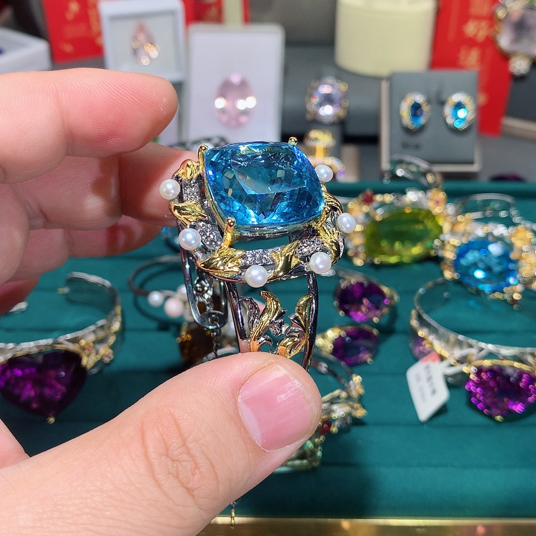 托帕石手镯银S925镶嵌劉**抠手镯