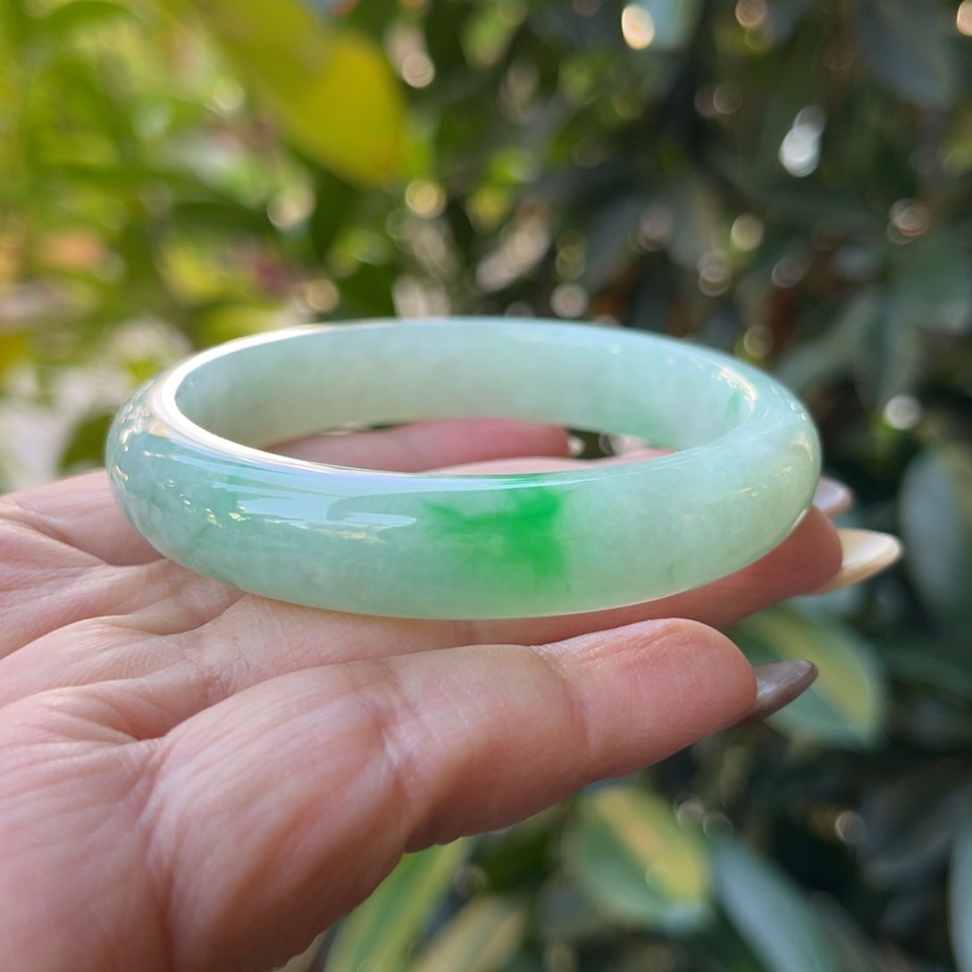 翡翠未镶嵌手镯55.5正圈