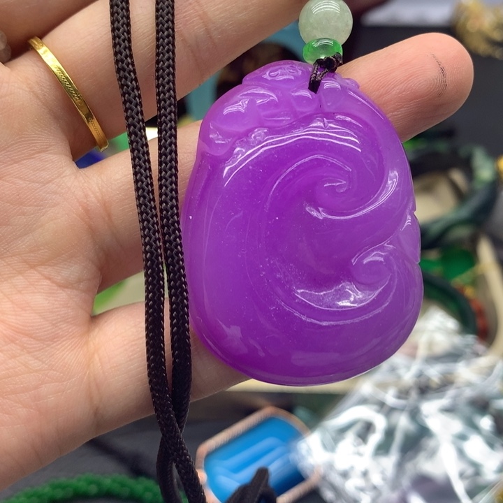 树脂制品吊坠尺寸