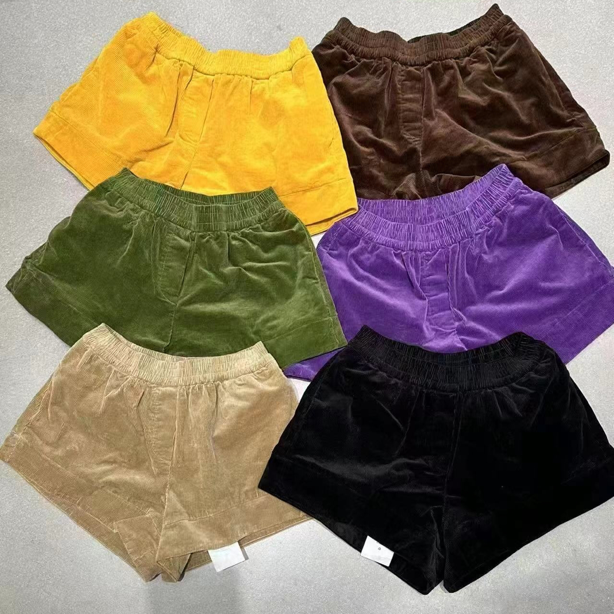 元熙四冬季福利-8272#简约高腰松紧纯色灯芯绒短裤