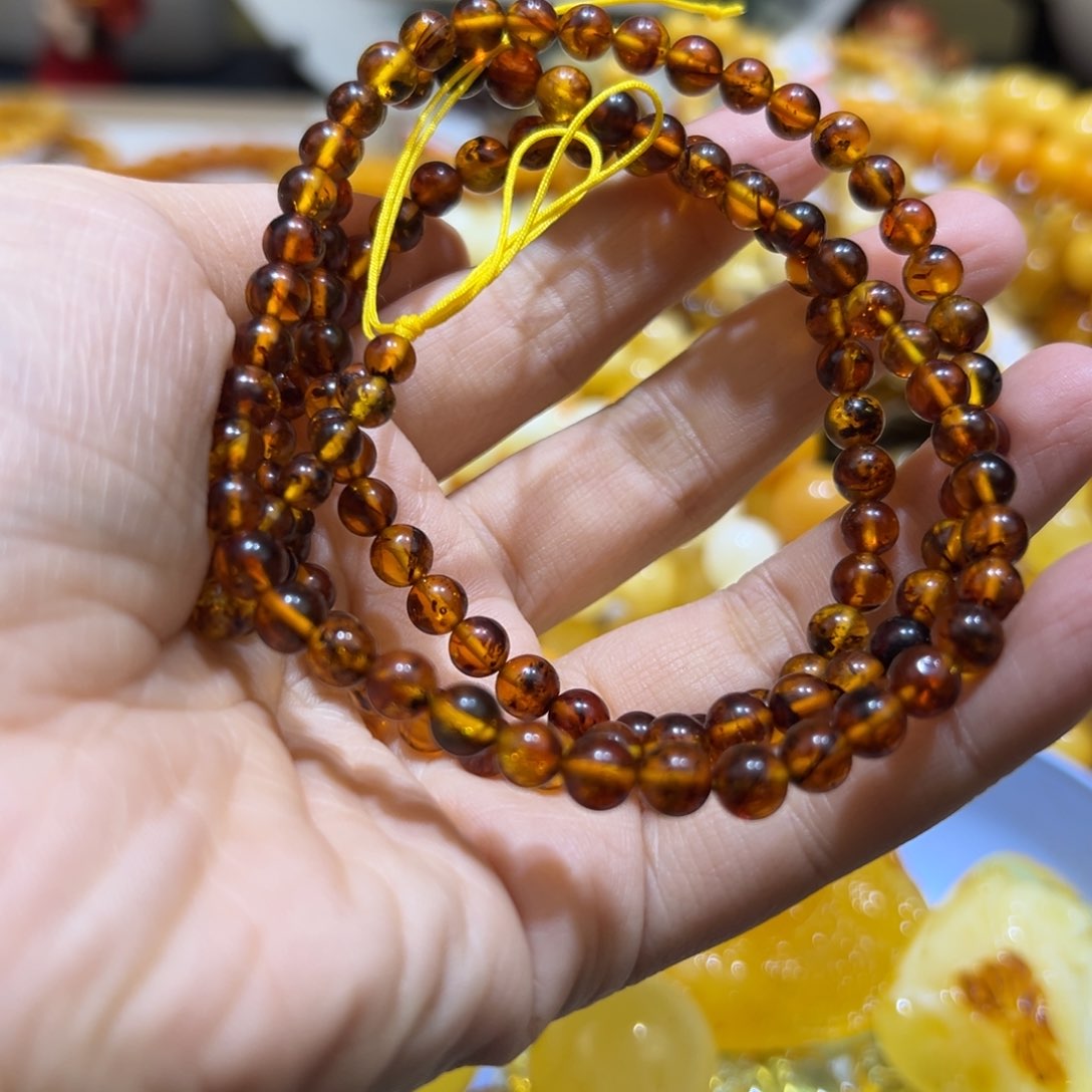 琥珀珠宝奇石未镶嵌