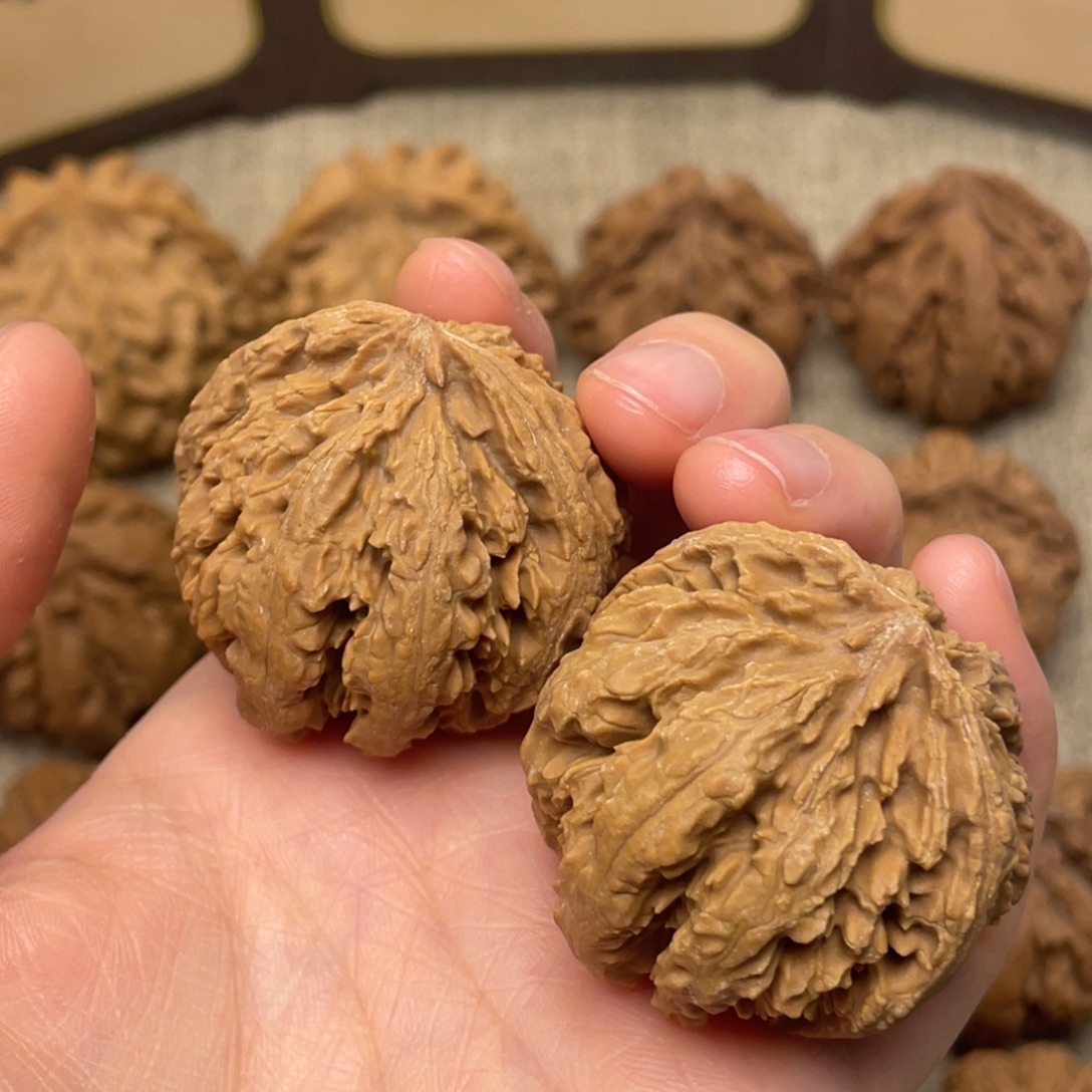 啊***嘞把件文玩核桃秦岭核桃20号