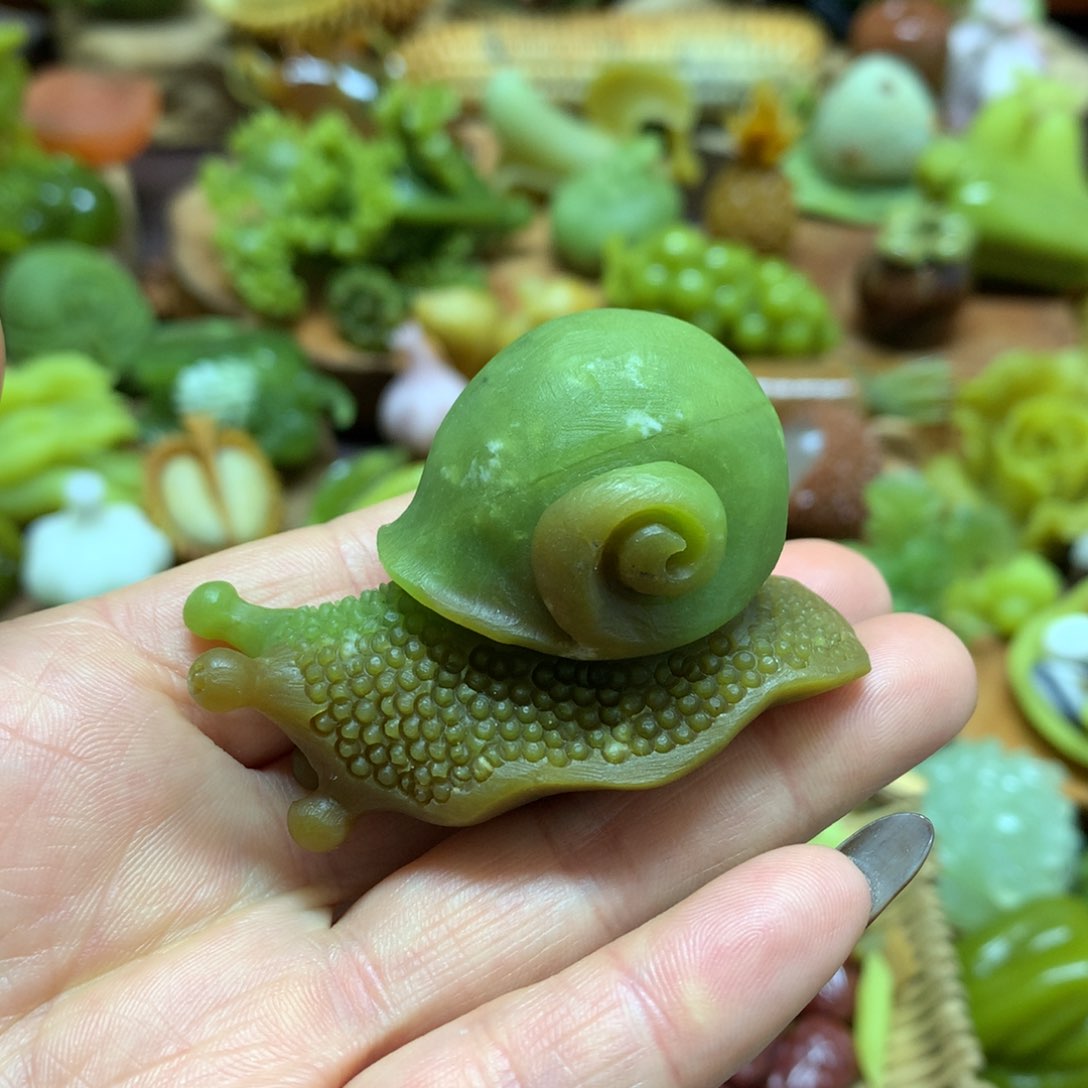 未镶嵌蛇纹石玉摆件