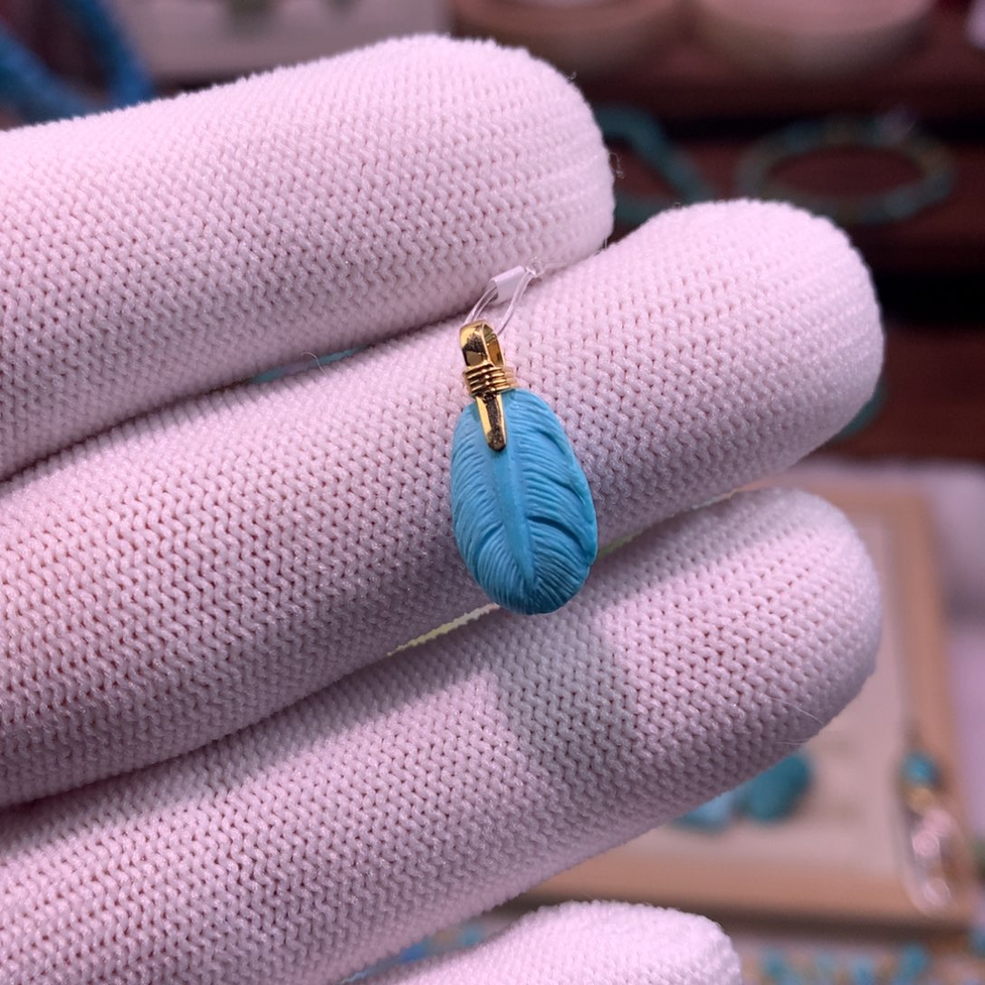 绿松石珠宝奇石18K金镶嵌