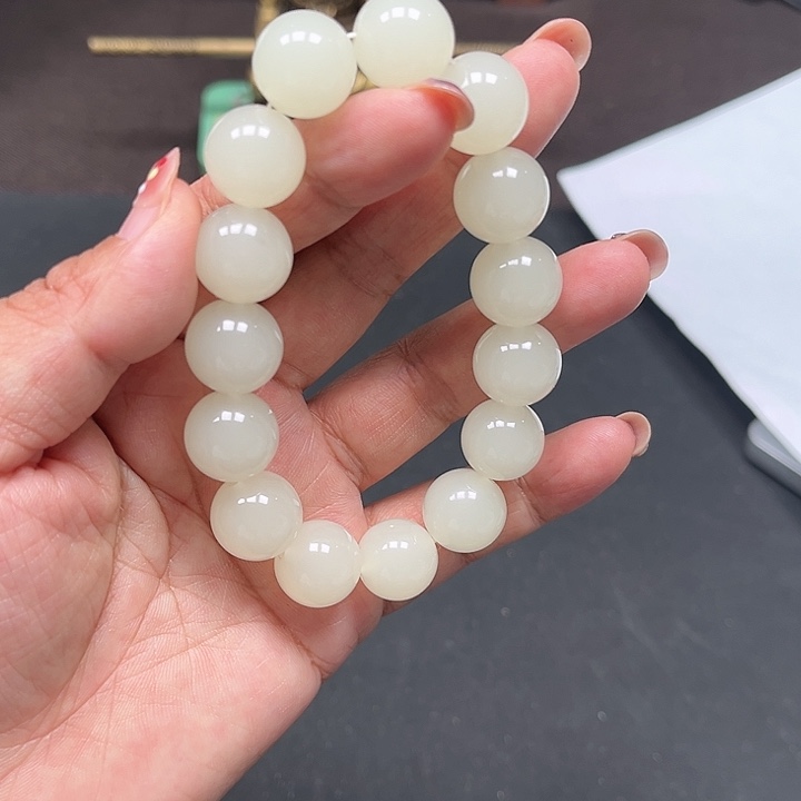 和田玉（黄玉）未镶嵌颈饰