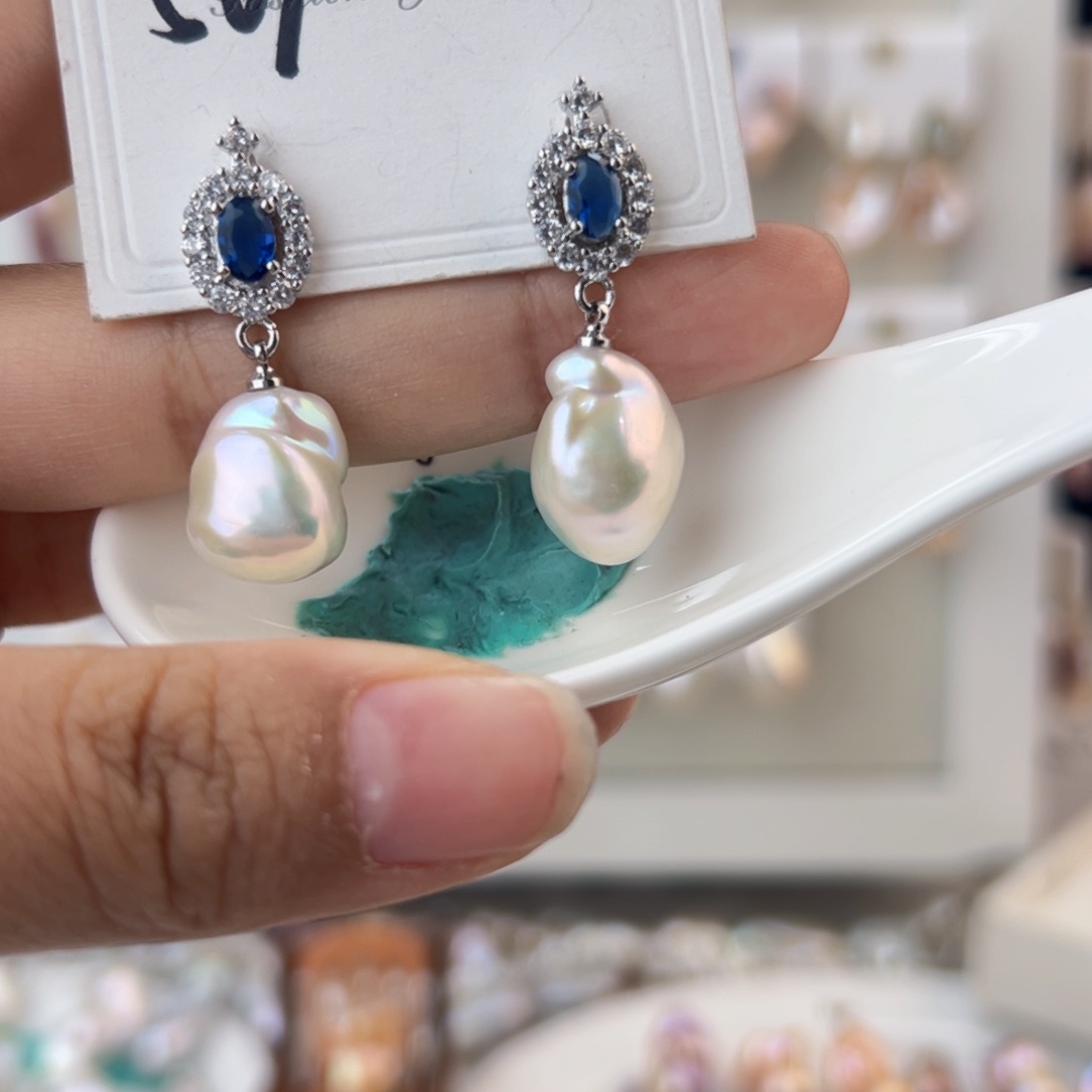 淡水珍珠耳饰未镶嵌