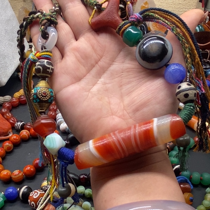 玛瑙/玉髓颈饰未镶嵌