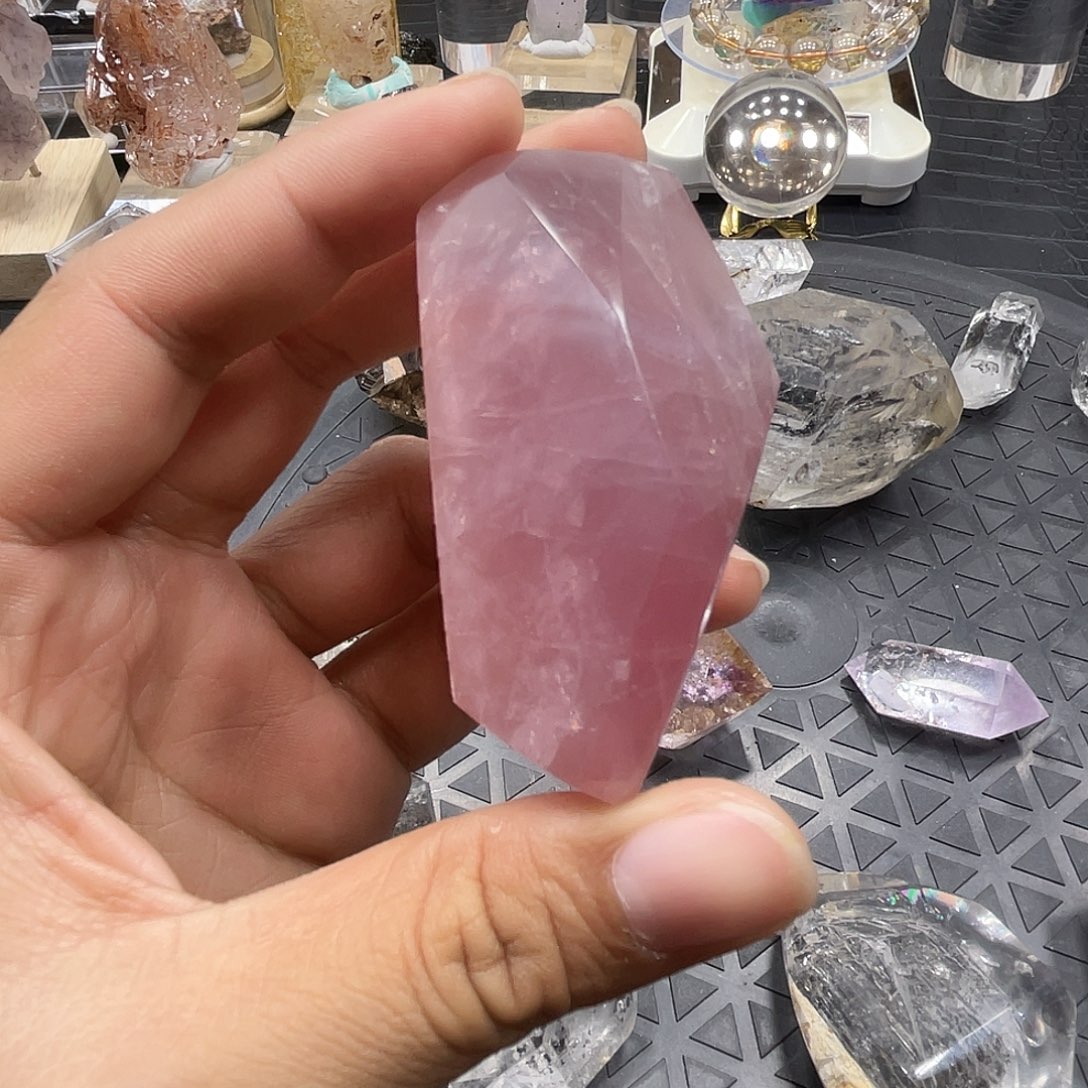 水晶马粉紫粉晶未镶嵌