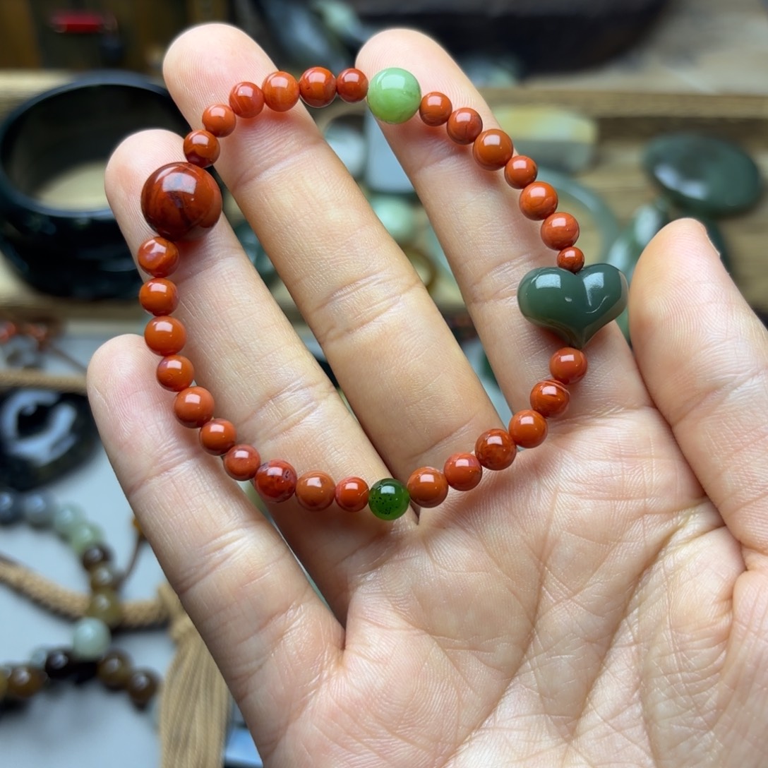 小****南红玛瑙未镶嵌颈饰