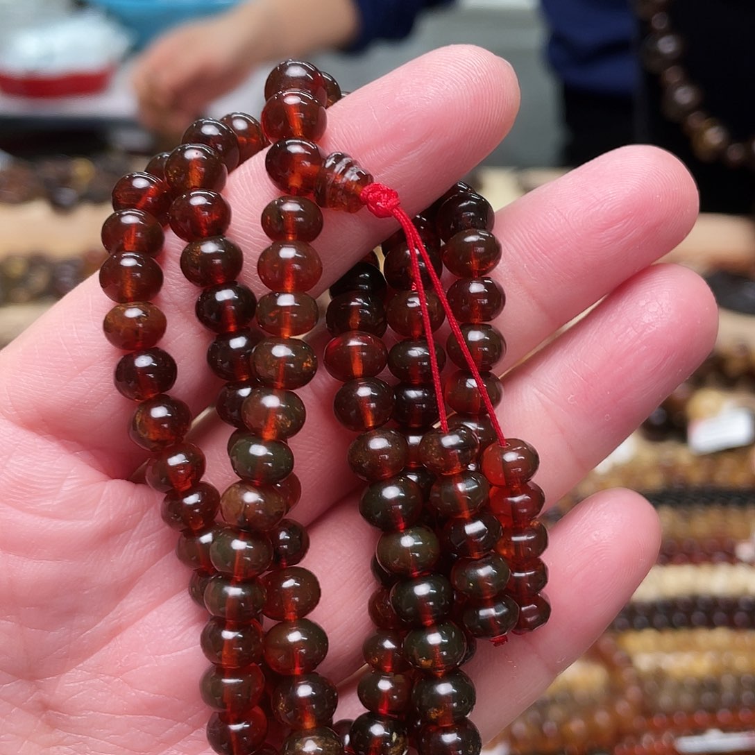 琥珀裸石未镶嵌七10942