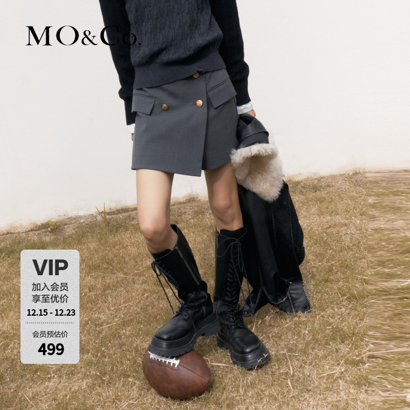 MOCO冬解构围裹高腰双排雕花金扣A字短裙裤MBC4SOTK01