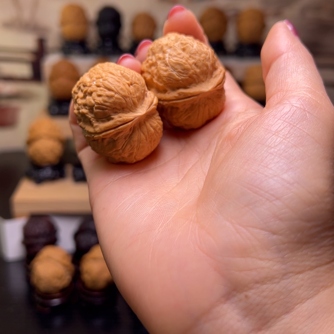 文玩核桃把件粗筋密纹粗筋钢炮34H