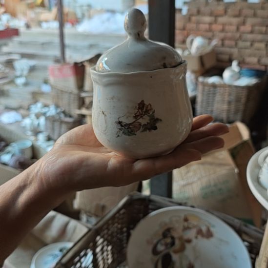 库存微瑕三打白骨精茶叶罐