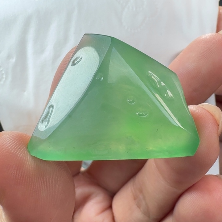 定制翡翠未镶嵌翡翠